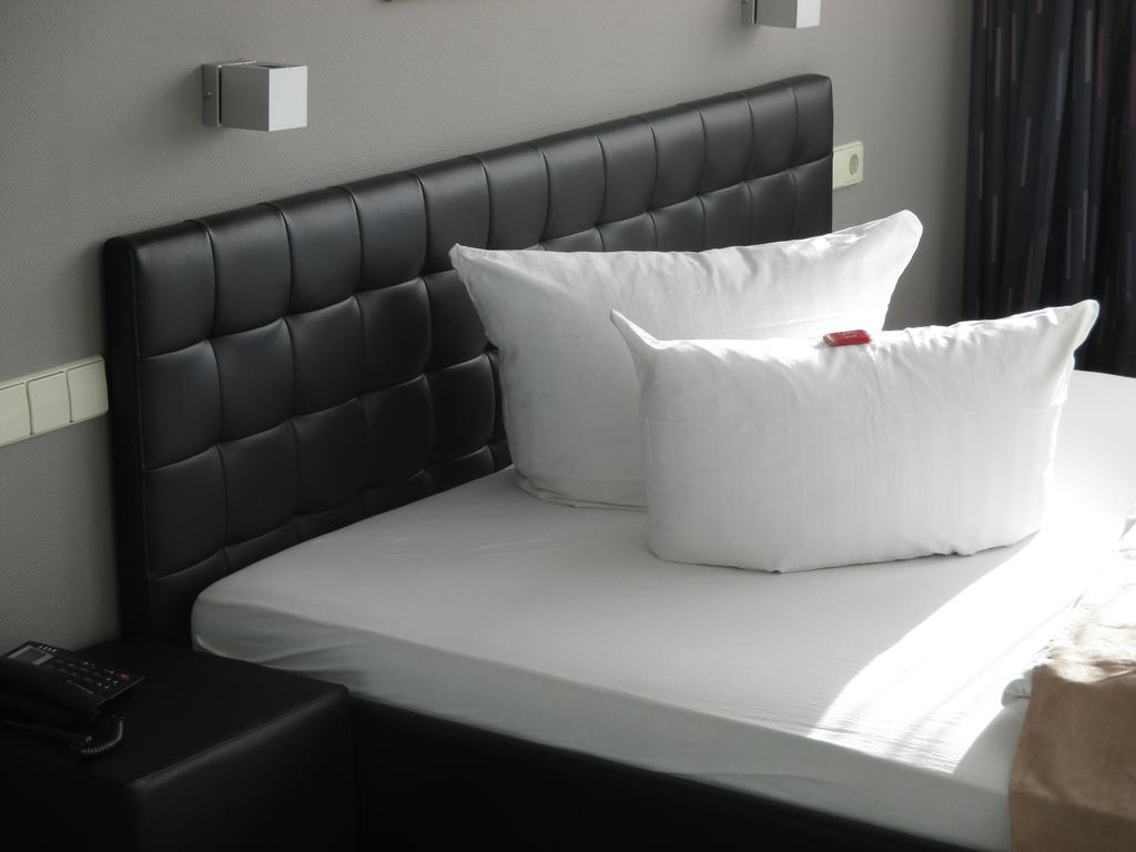 Businesshotel & Appartements Stuttgart-Vaihingen Szoba fotó